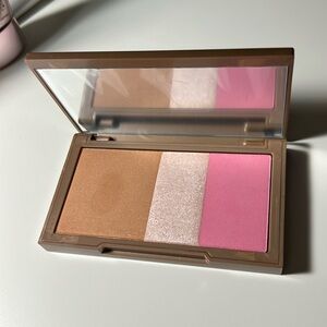 Urban Decay Naked Flushed Palette